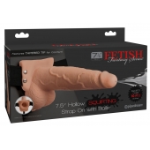 Телесный полый страпон с имитацией эякуляции 7.5  Hollow Squirting Strap-On with Balls Flesh - 21,6 см. - Pipedream - купить с доставкой в Королеве