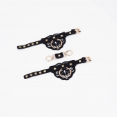 Черные наручники с золотистой фурнитурой - Crazy Handmade - купить с доставкой в Королеве