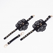 Черный фигурные оковы с золотистой фурнитурой - Crazy Handmade - купить с доставкой в Королеве