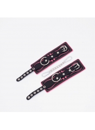 Черно-розовые кожаные наручники с розовой строчкой - Crazy Handmade - купить с доставкой в Королеве