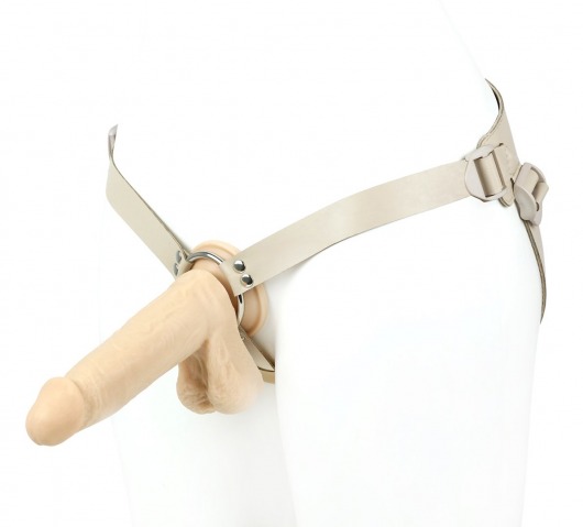 Поясной фаллоимитатор с мошонкой телесного цвета - 18 см. - LOVETOY (А-Полимер) - купить с доставкой в Королеве