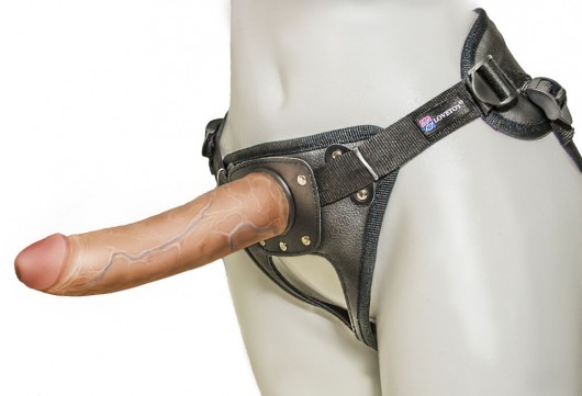 Насадка-фаллоимитатор на кожаных трусиках Harness Ultra Realistic 7  - 18 см. - LOVETOY (А-Полимер) - купить с доставкой в Королеве
