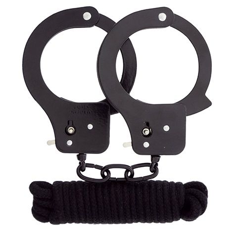 Чёрные наручники из листового металла в комплекте с веревкой BONDX METAL CUFFS LOVE ROPE SET - Dream Toys - купить с доставкой в Королеве